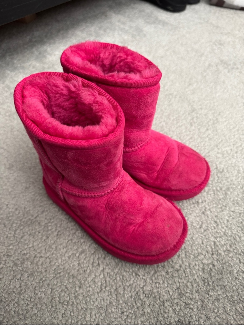 UGG Kids Fuchsia Short Shearling Boots